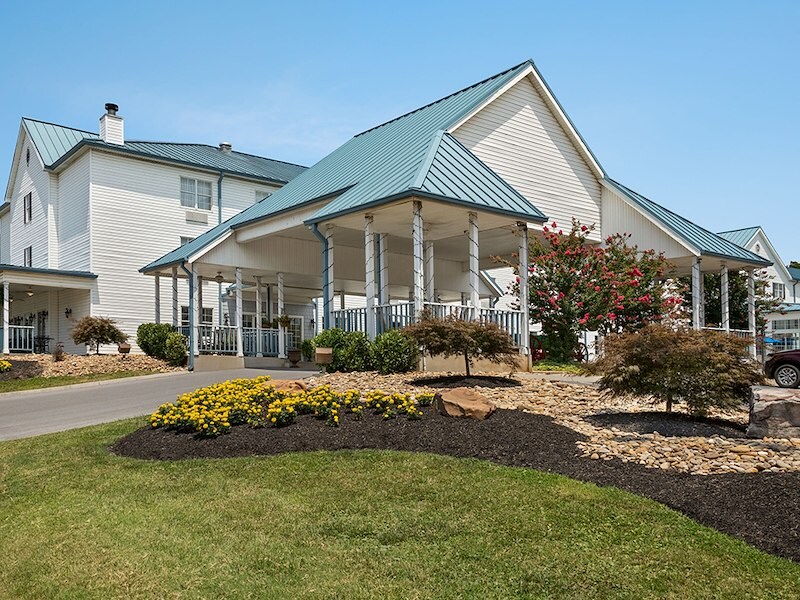  Ramada Pigeon Forge North hotel near Dollywood and the Smoky Mountains