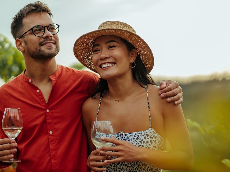 couple enjoying wineries