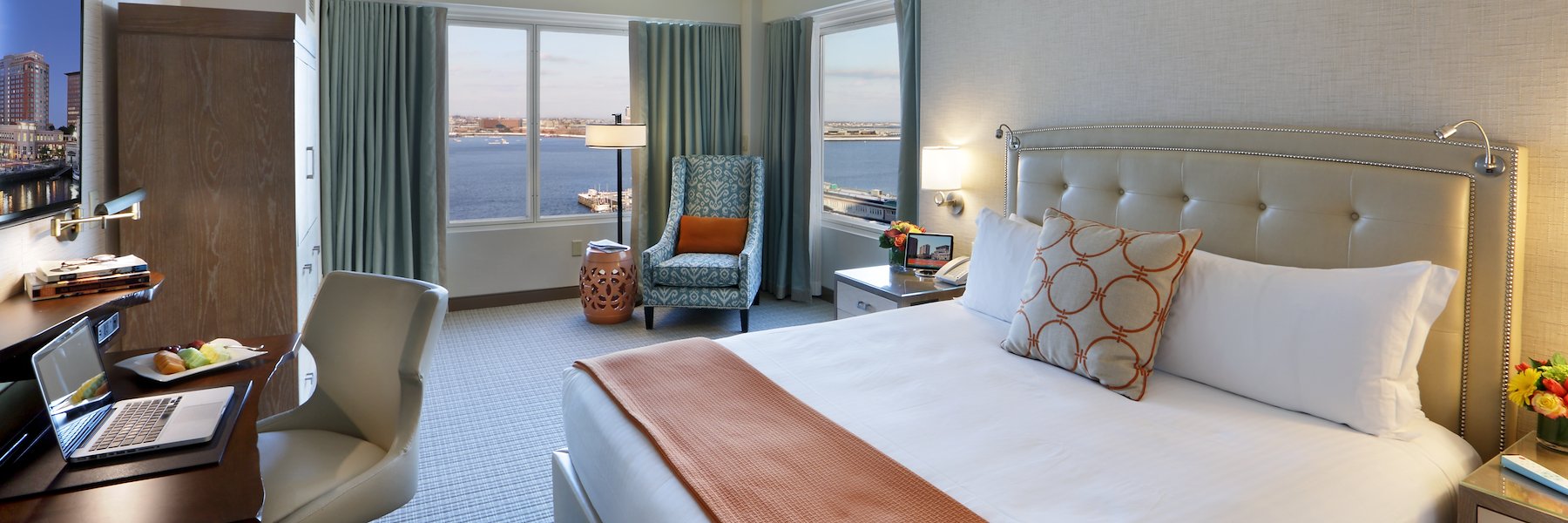 Rooms & Suites at Seaport Hotel & World Trade Center, Boston