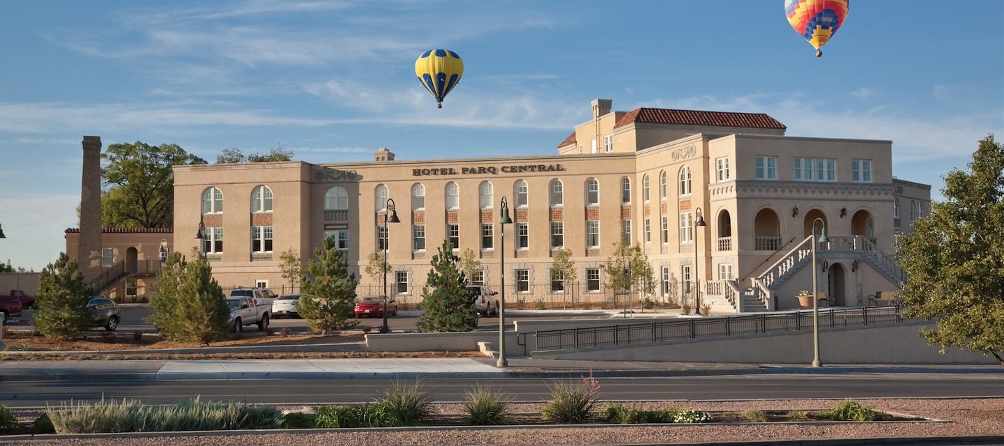 Exterior View of Hotel Parq Central, Albuquerque, New Mexico