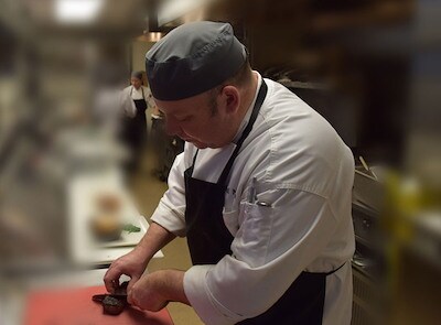 <div>How can I find and apply for job openings at Stonebridge?</div>