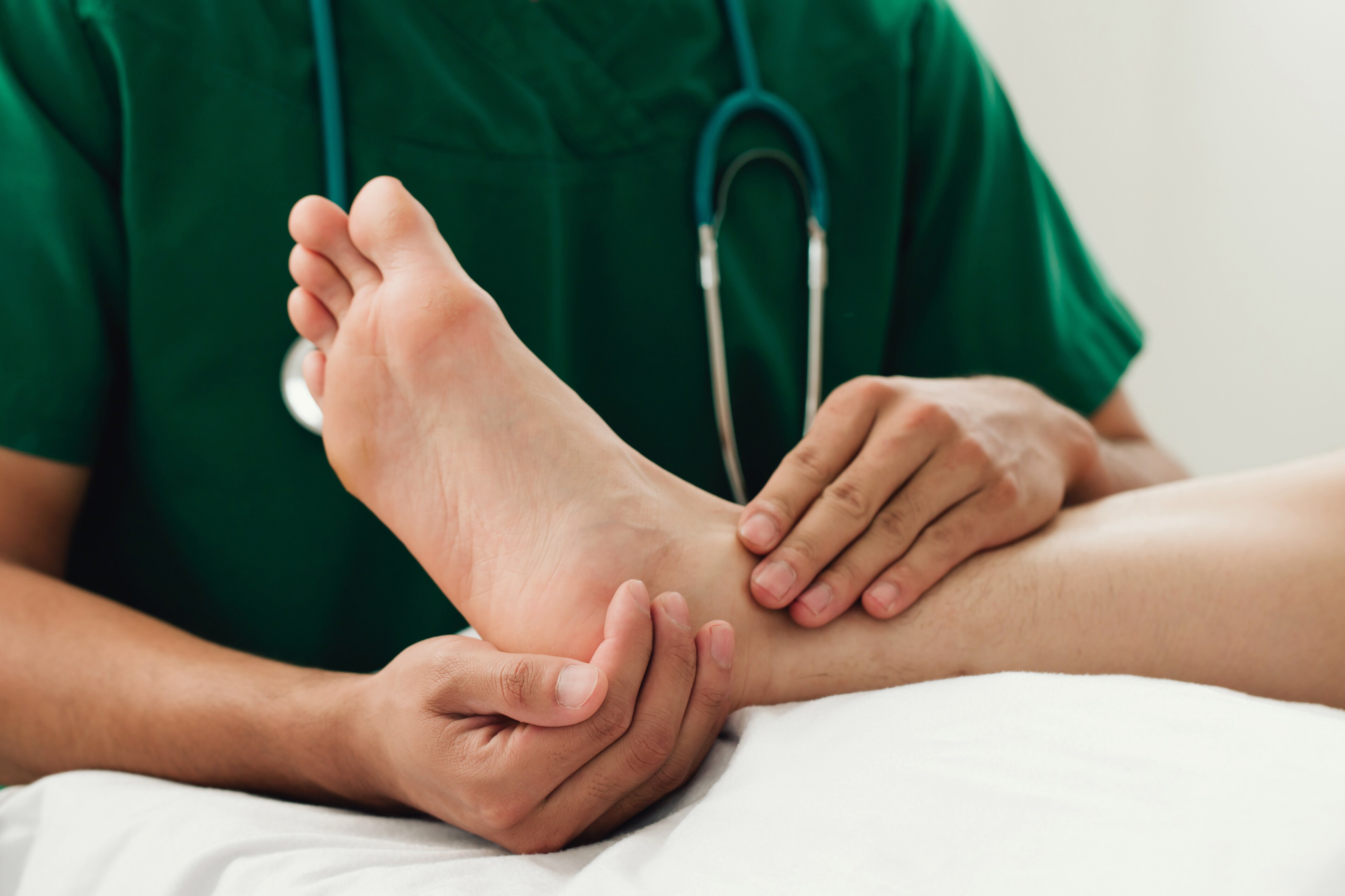 StrideCare is proud to offer a wide range of surgical and non-surgical treatments for various types of ankle conditions