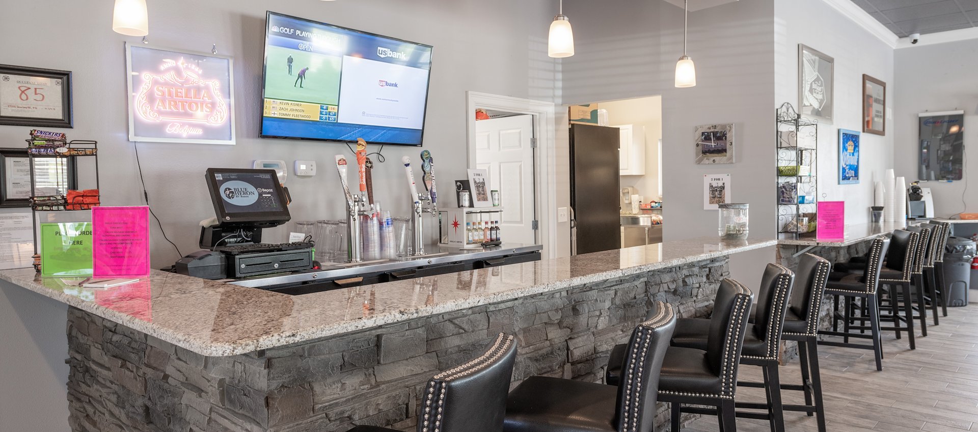 Blue Heron Pines - Restaurant Bar