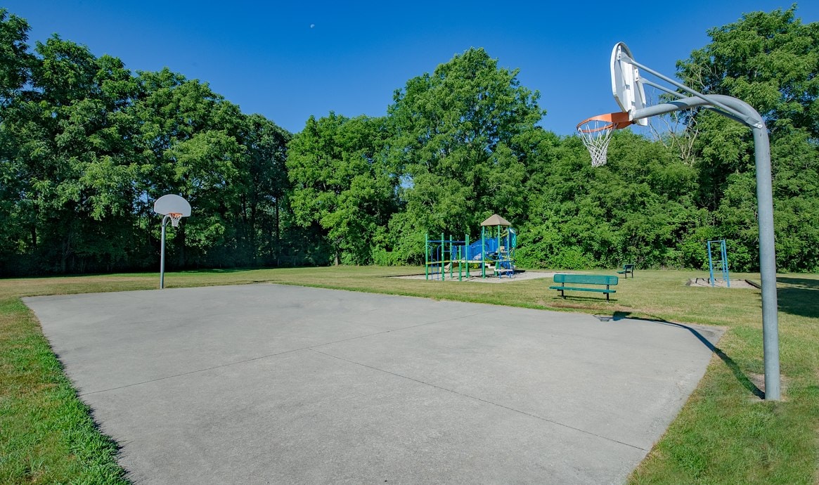 Broadview Estates - Amenities and Services - Basketball Ground