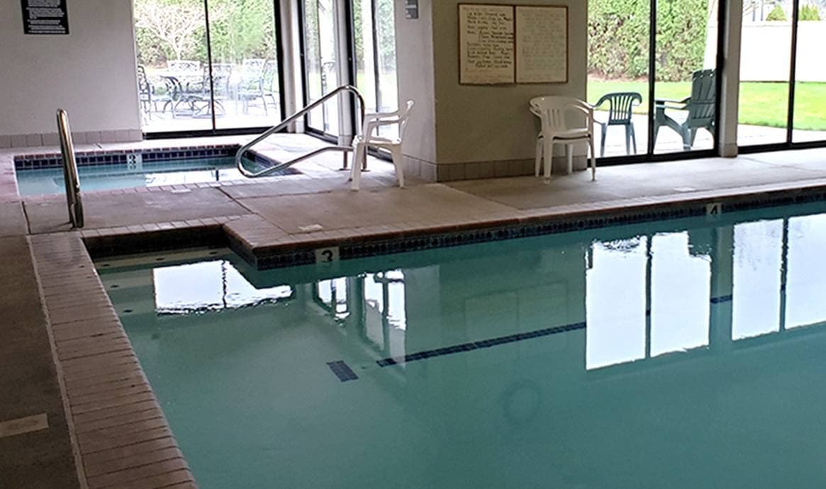 Lakeridge of Eugene - Amenities and Services