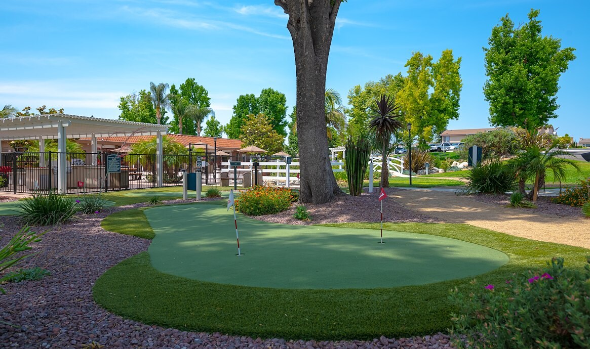 Golf - Friendly Village of La Habra