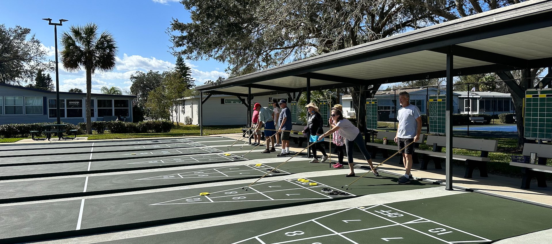Shuffleboard - Hacienda Del Rio