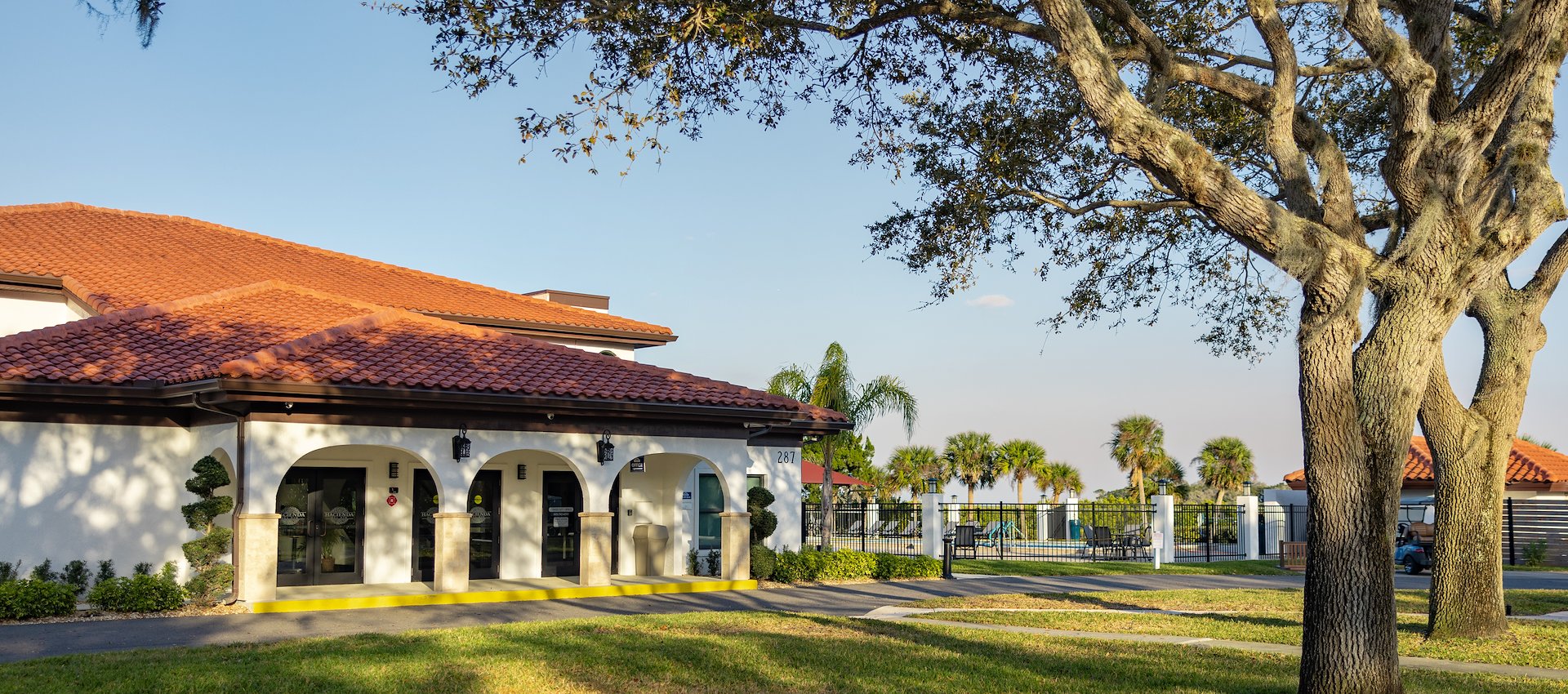 Sales Center - Hacienda Del Rio