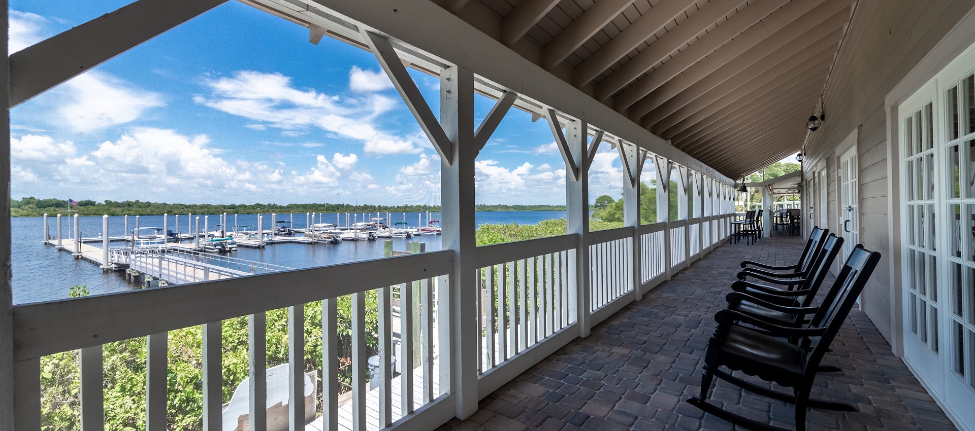 Waterfront - Riverside Club Golf & Marina Community