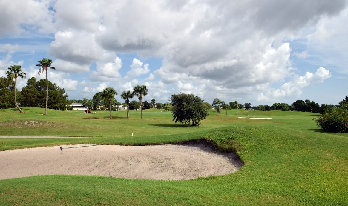 18-Hole Golf Course - Savanna Club