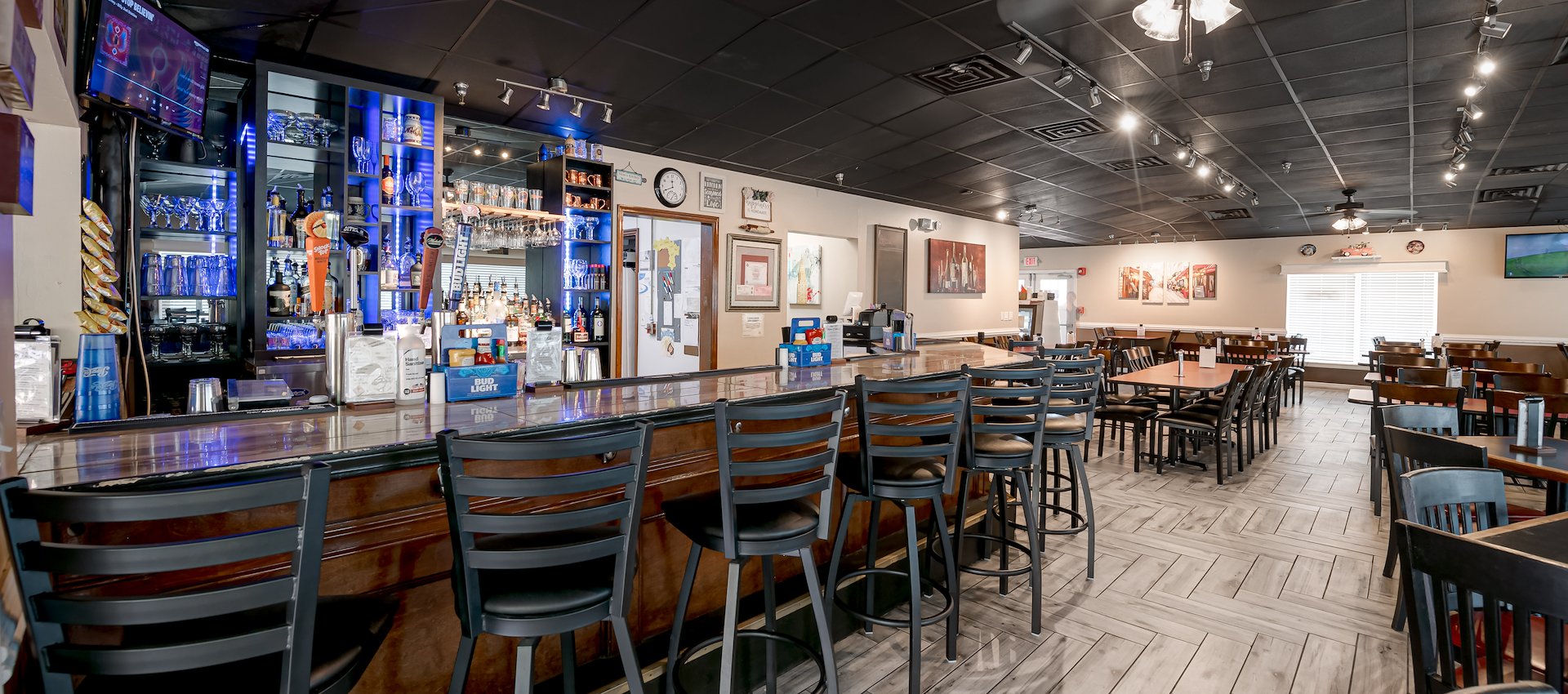 Restaurant - The Hamptons Golf & Country Club