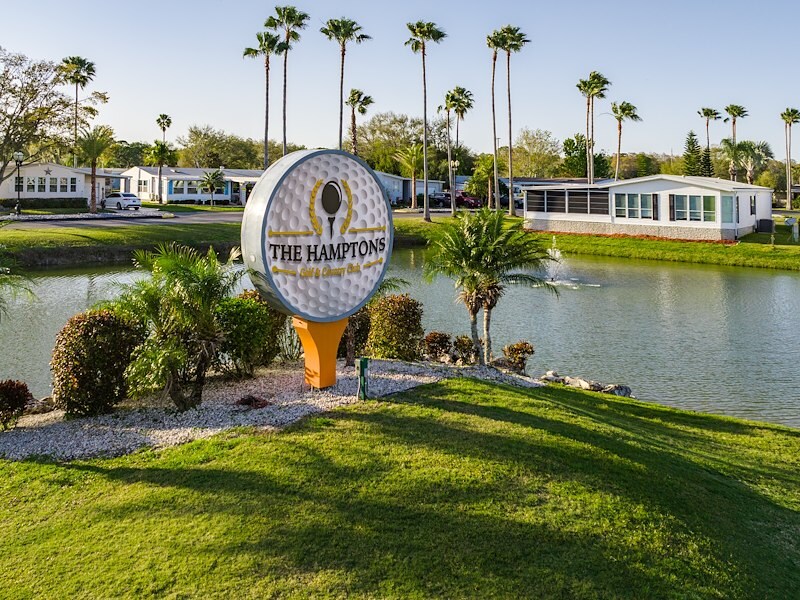 Golf Course - The Hamptons Golf & Country Club