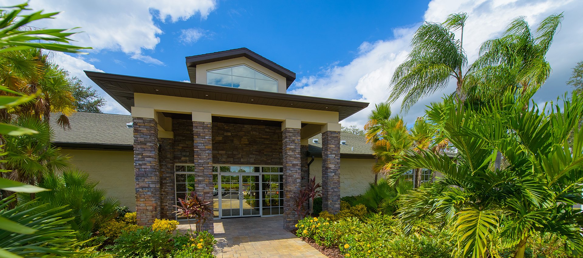 Southport Springs Golf & Country Club - Outside Restaurant
