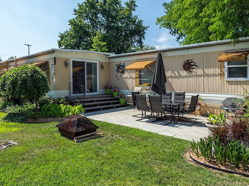 Manufactured Homes in Holland, Ohio | Woodside Terrace