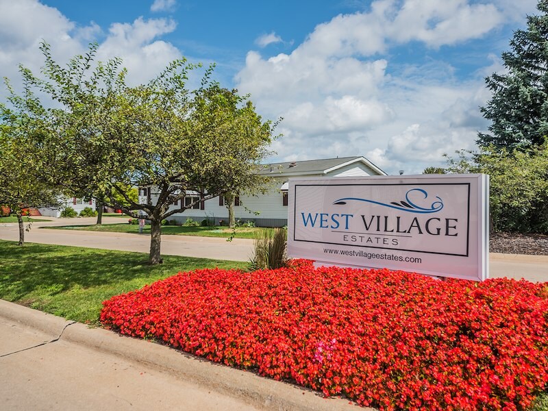 Manufactured Homes in Romulus, Michigan West Village Estates