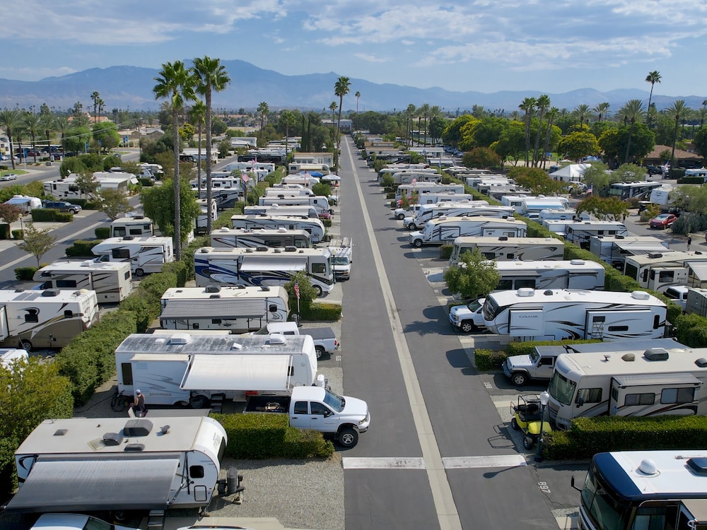 Hemet Rv RV Park in Hemet| Golden Village Palms RV Resort