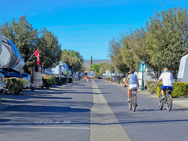 Hemet Rv RV Sites in Hemet, California – Golden Village Palms RV Resort