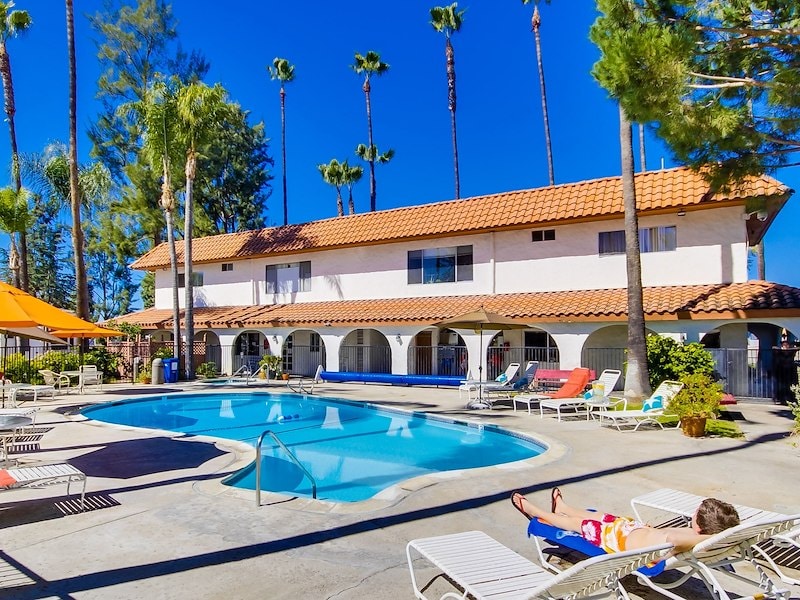 Vacationer RV Resort at Offer Available at