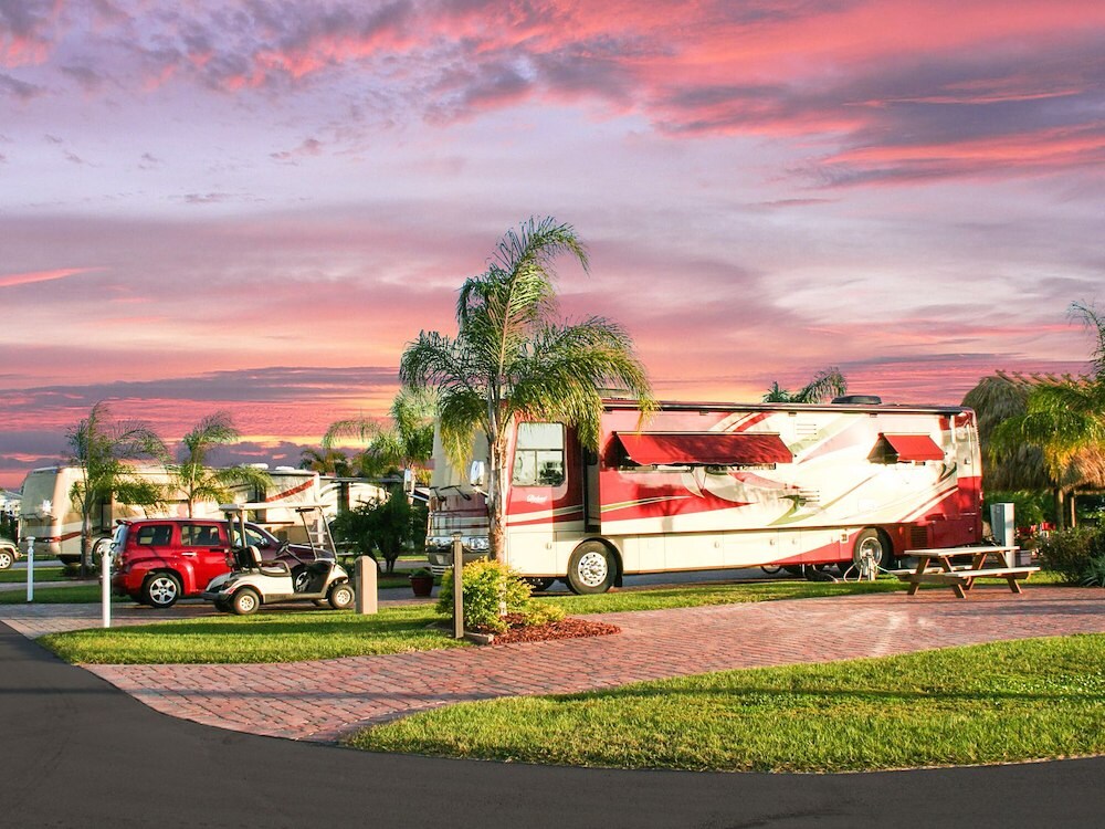 Okeechobee RV Resort Photos | Silver Palms RV Resort - Sunland