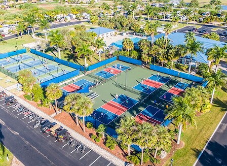 Luxury RV Resorts in Florida | Silver Palms RV Resort - Sunland