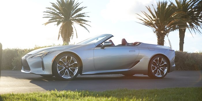 Experience Center & Destinations by Lexus (4th floor)