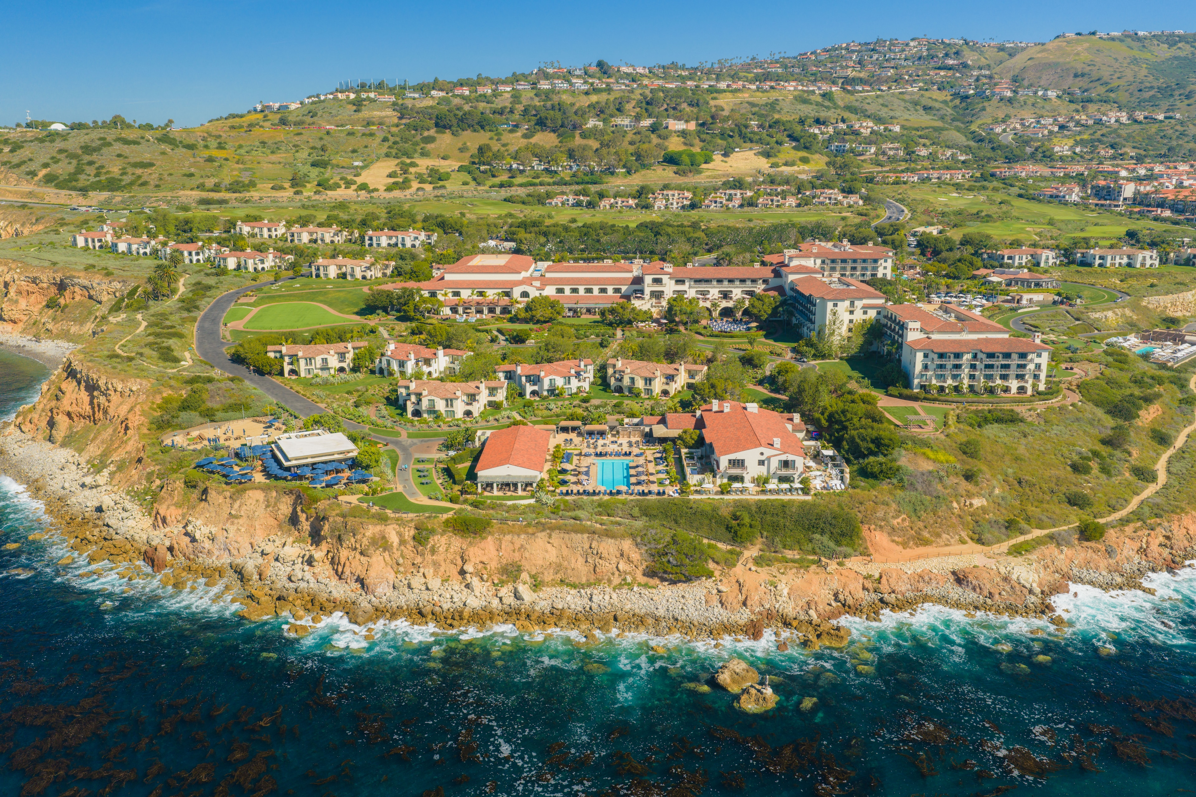 An awe-inspiring oceanfront property tucked on a peninsula in Southern California