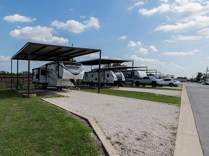 covered sites at great escapes austin oaks