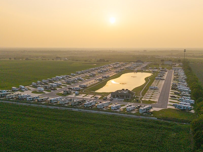 Aerial picture of great escapes elgin