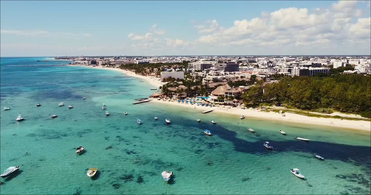 Reef Beach Club — Beach Clubs