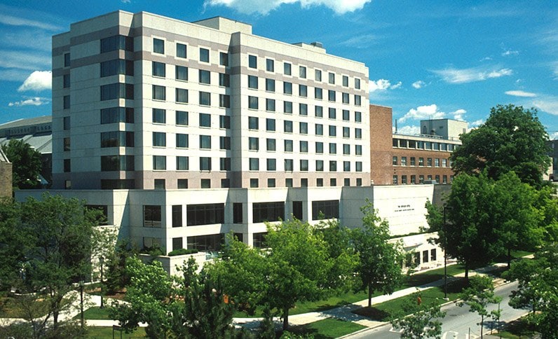 Entrance to the Best Western University Inn. 