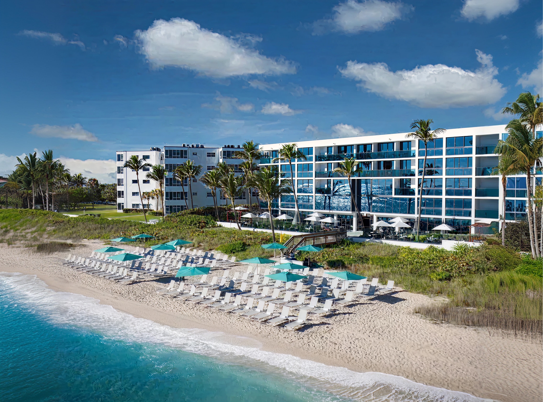 Scenic view of Tideline Resort & Spa on Palm Beach, Florida's shoreline.