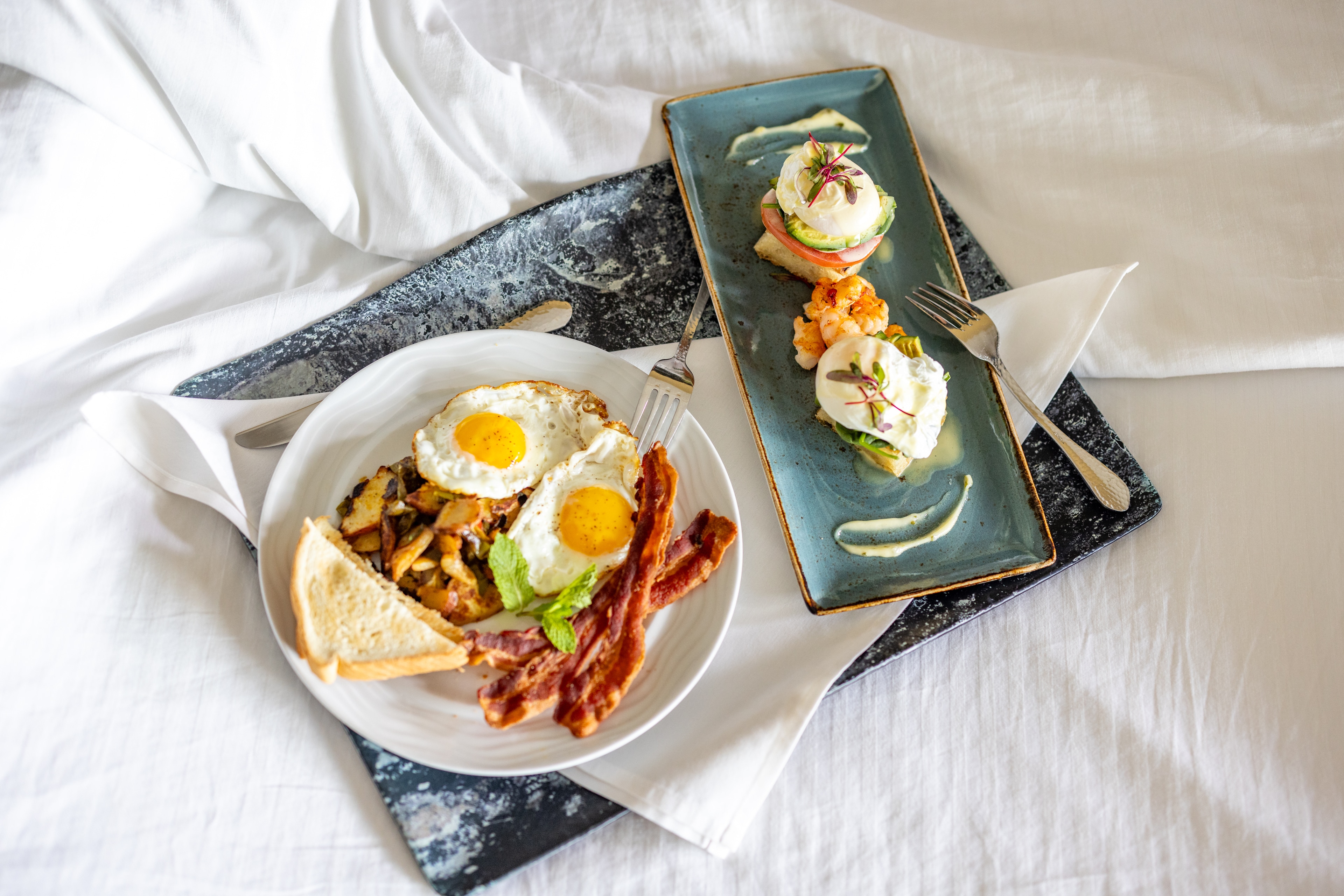 Lakeway Resort & Spa Provided In-Room Dining Services in Texas
