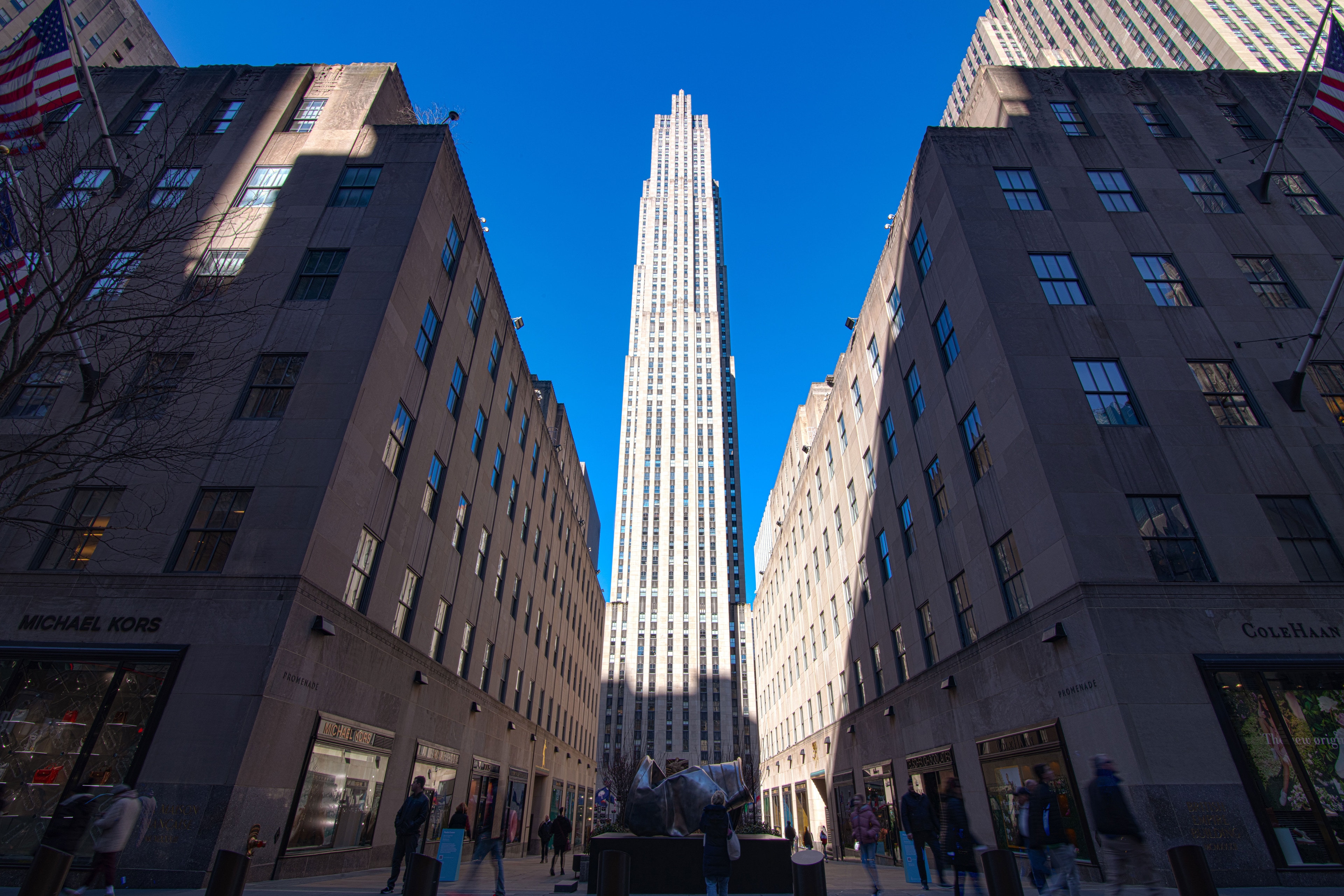 rockefeller-center-at-new-york