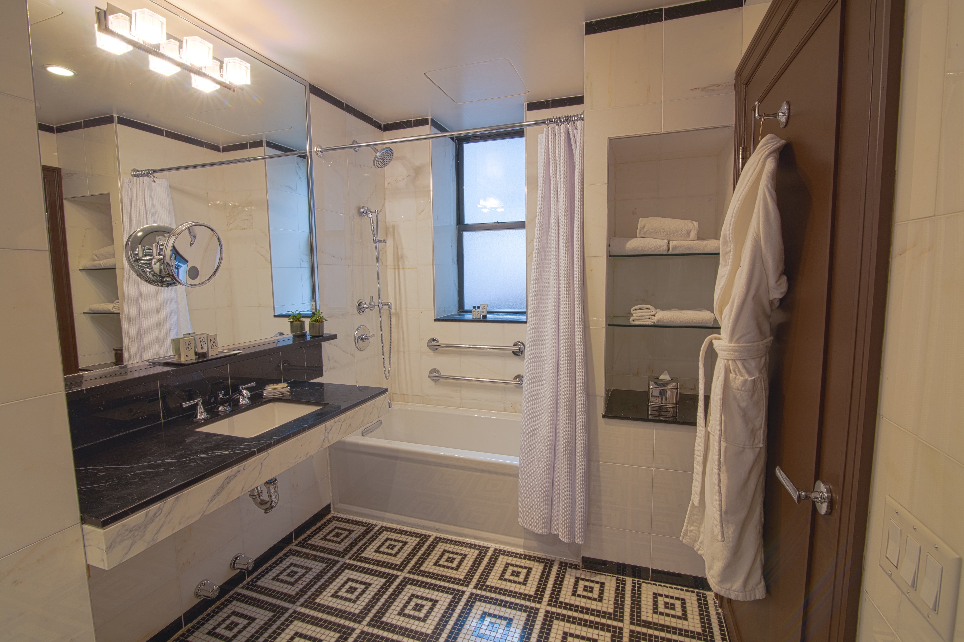 The Iroquois New York — photo 8 of 60
