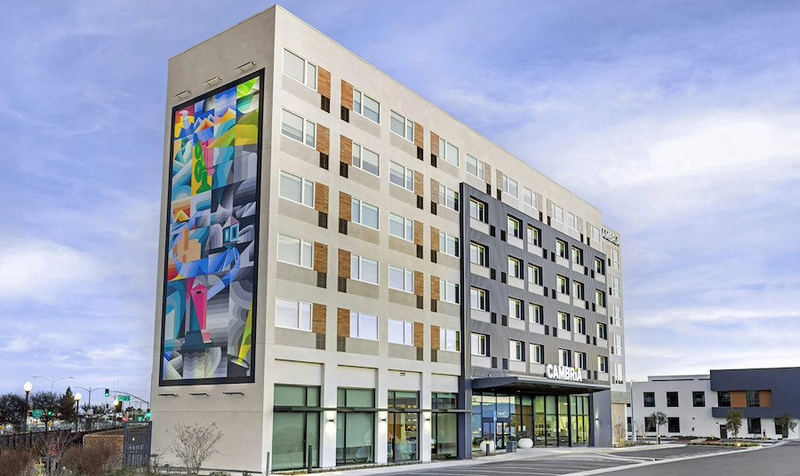 Top 10 Reasons to Choose Cambria Hotel Burbank Airport for Your Next Trip