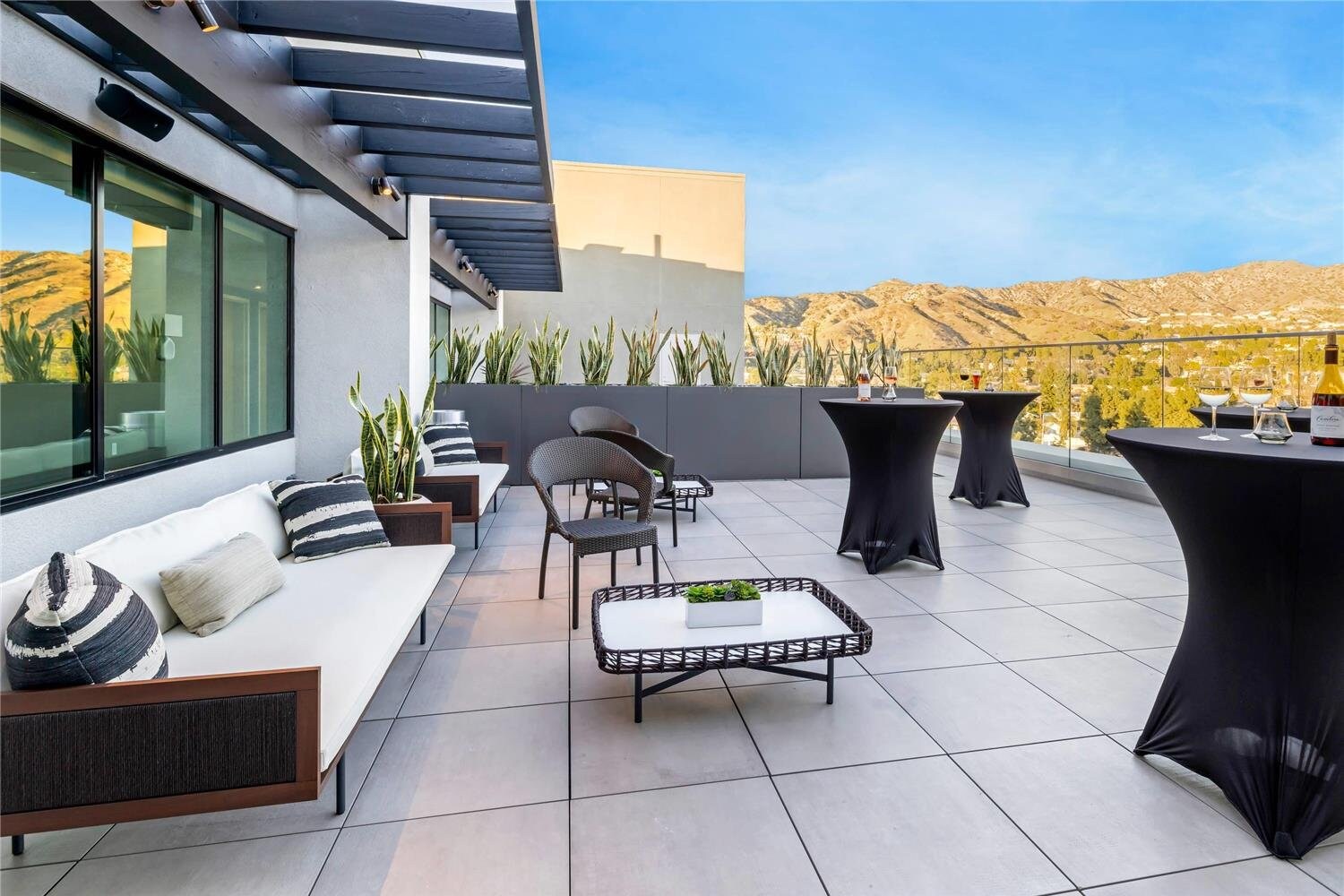Rooftop Deck Outdoor Venue at Cambria Hotel Burbank Airport