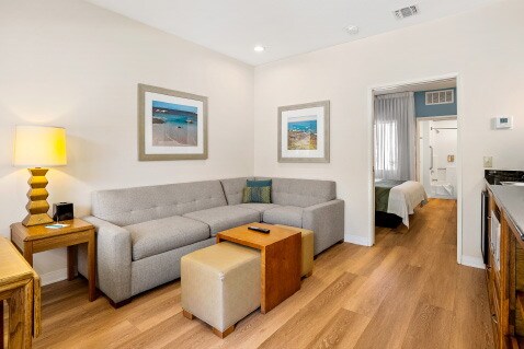 Rooms at Quality Suites San Luis Obispo Downtown