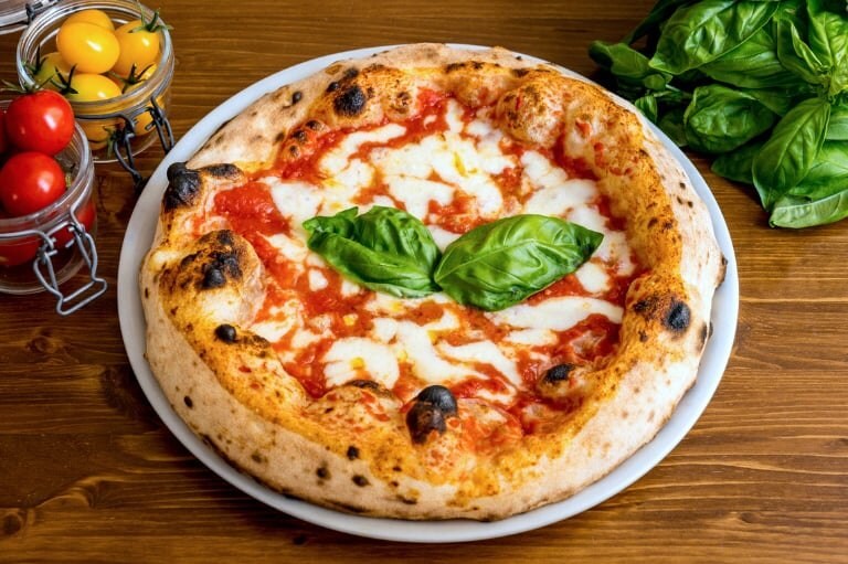 Benny's Pizza Palace