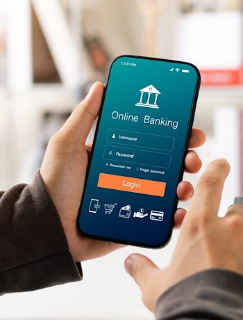 Shared Digital Banking Access - Los Angeles, California, United States