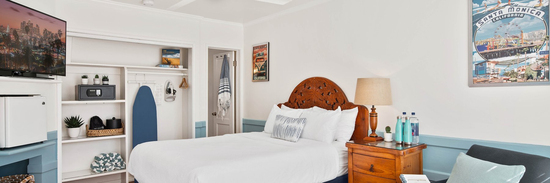California Classic Queen at Sea Blue Hotel, Santa Monica, California