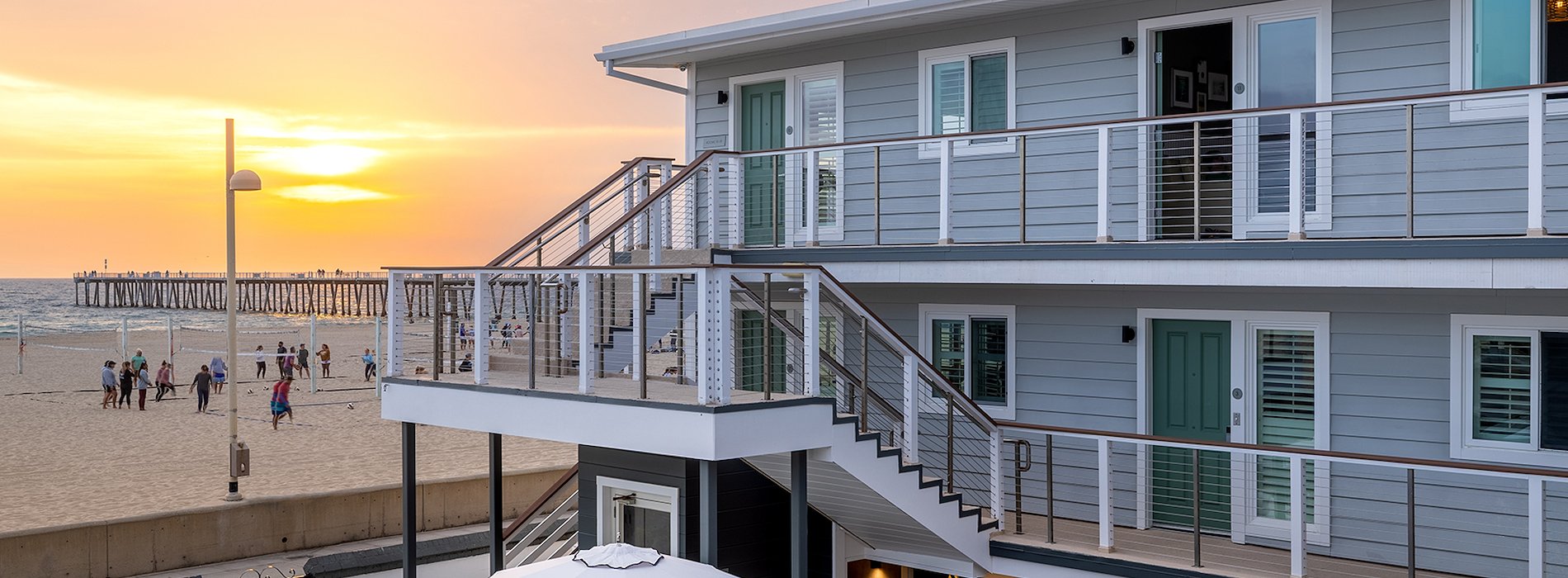 Beachfront Retreat For Decades At Sea Sprite Beach Club, Hermosa Beach, California