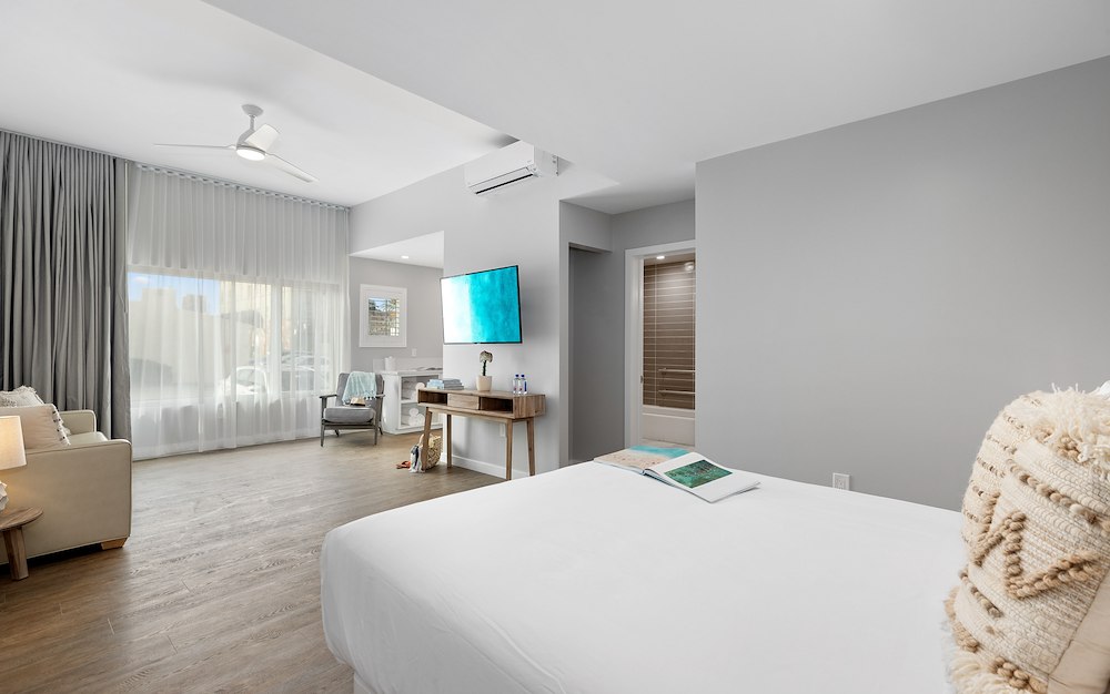 Beachfront Hotel in Hermosa Beach - Sea Sprite Beach Club