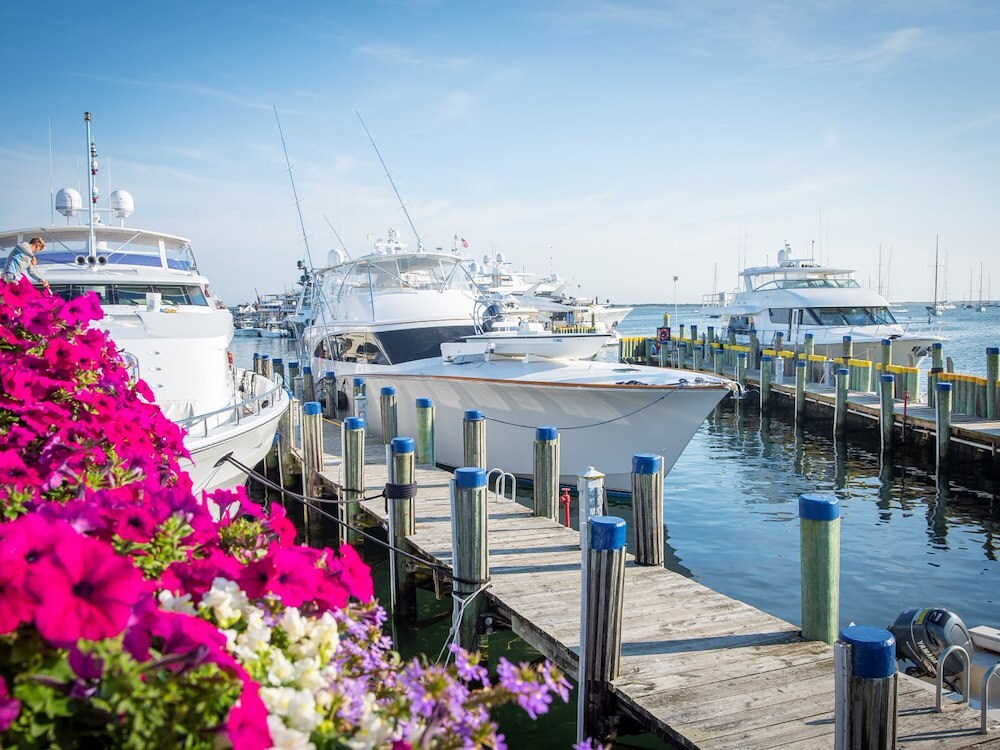 Docks