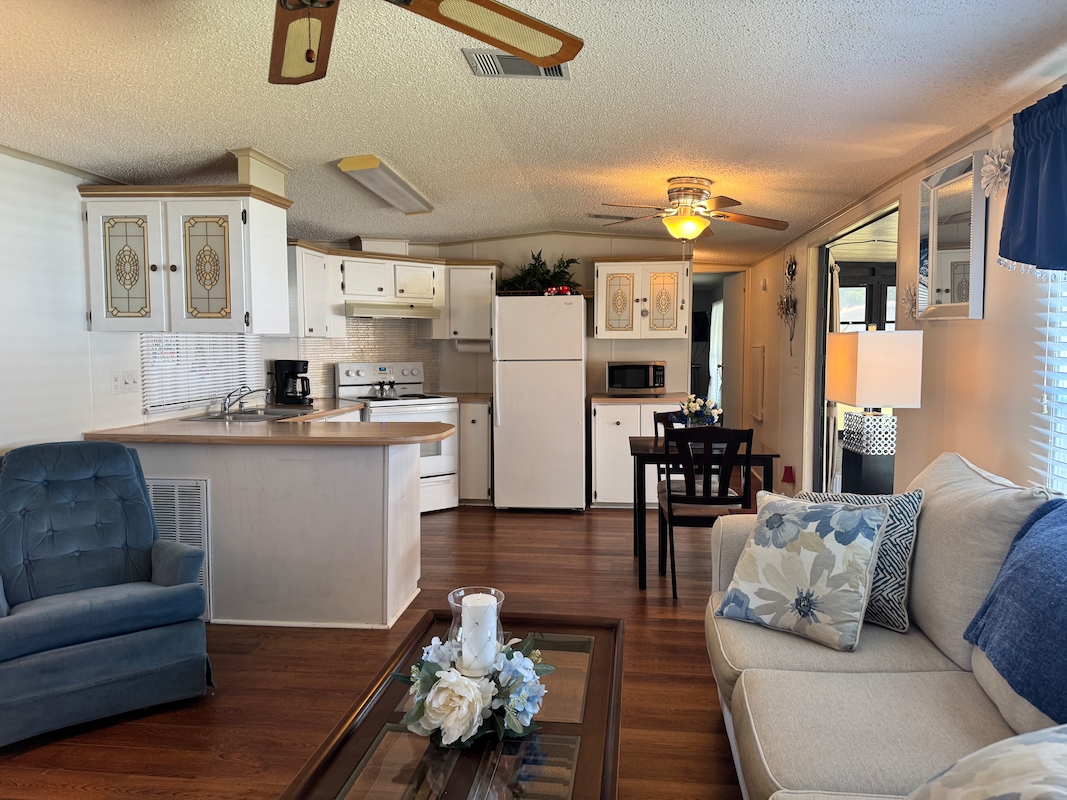 PTL The Landings at Lake Henry