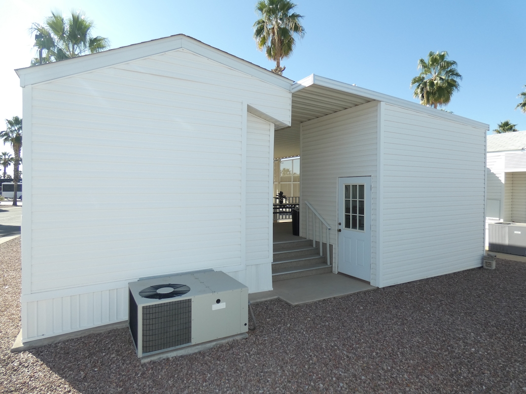 PCK Palm Creek Resort & Residences