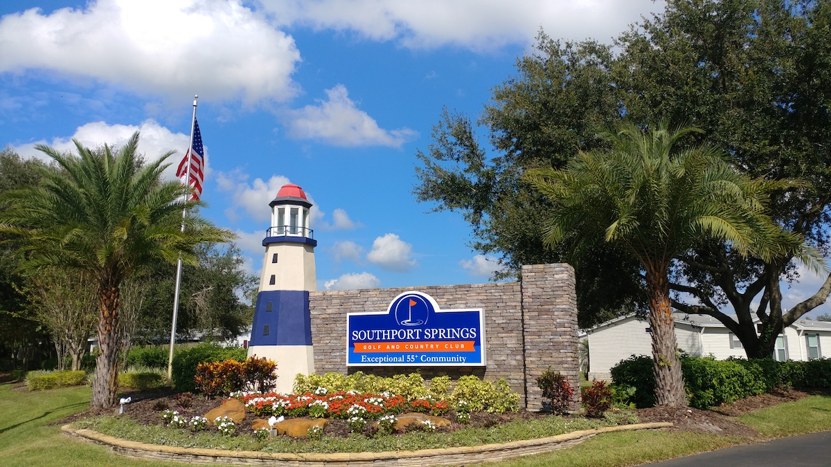 SPS Southport Springs Golf & Country Club