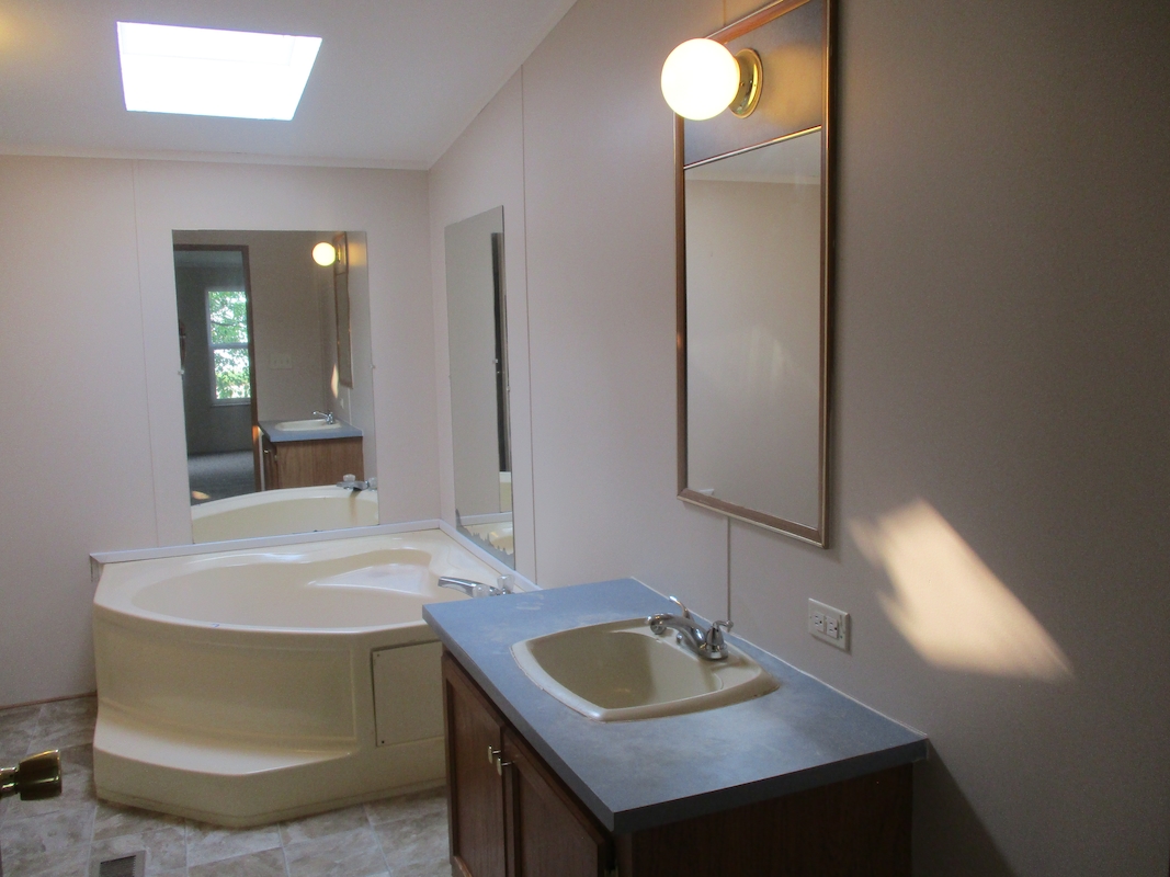 KEN Kensington Meadows