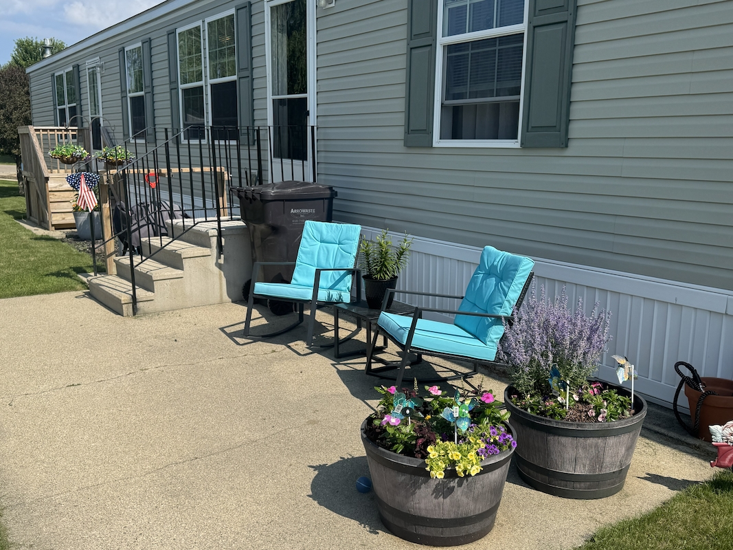 CMV Country Meadows Village