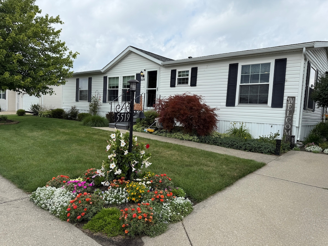 CMV Country Meadows Village