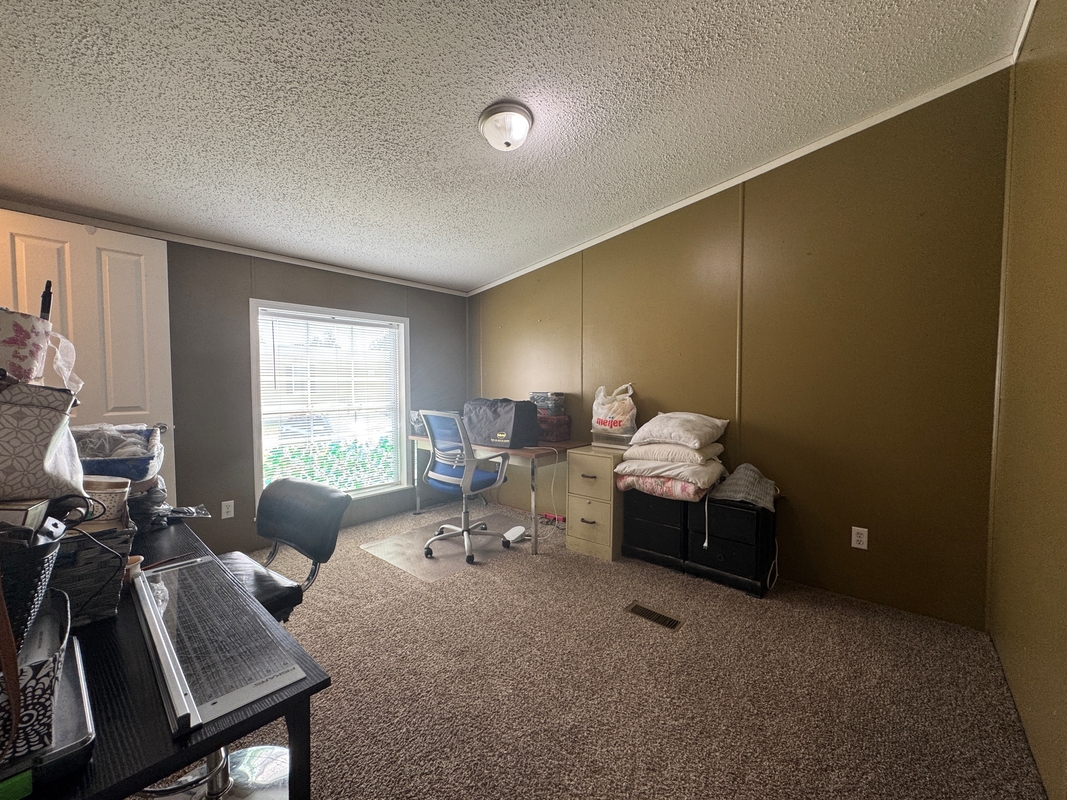 BRO Brookside Manor